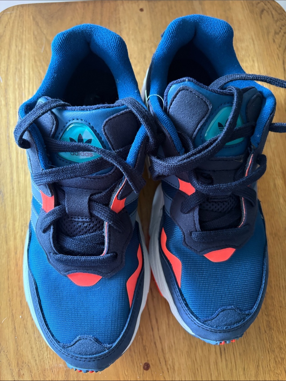 Kids Adidas Yung-96 Navy and Bright Coral Sport Sneakers Legend Marine
